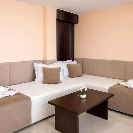 Hotell Ancora 2*