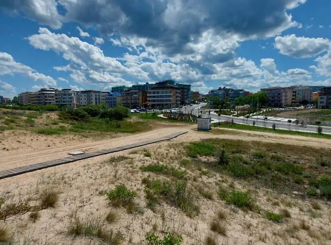 Отель Ancora Приморско